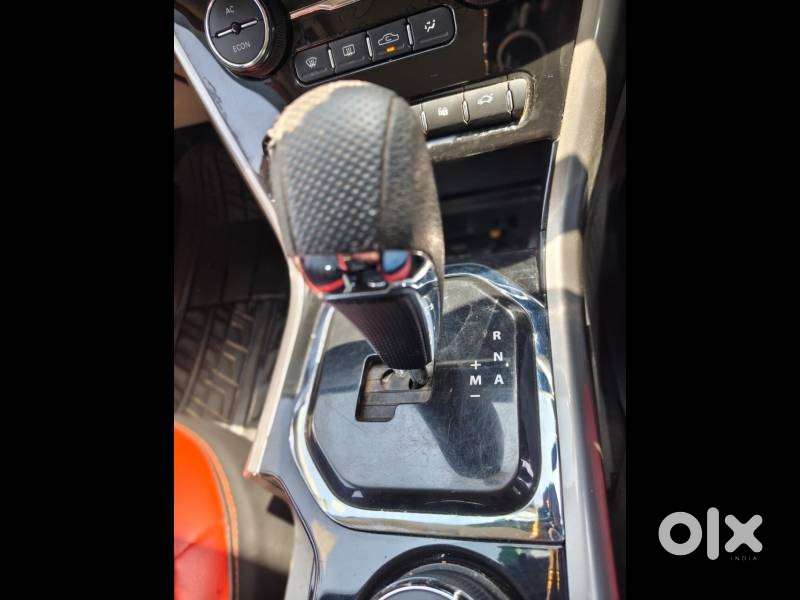 Tata Nexon 1.2 Revotron Xza Plus, 2019, Petrol