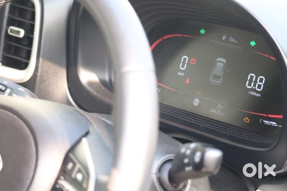 New Car With Premium Maintenance Luxury Vechile