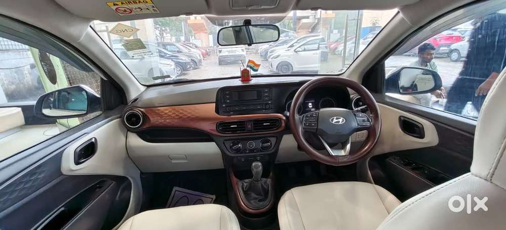 Hyundai Aura, 2023, Petrol