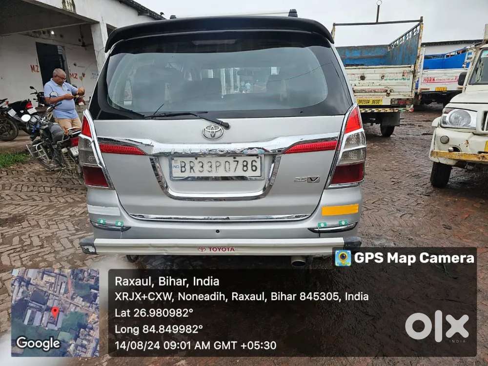 Toyota Innova 2014