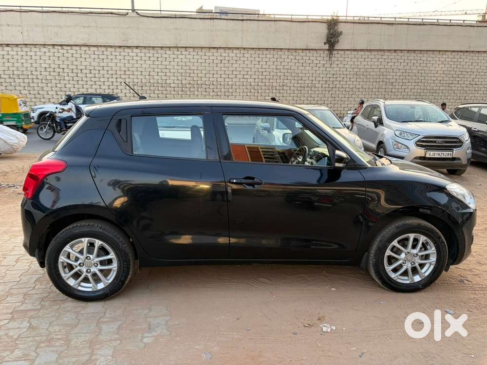 Maruti Suzuki Swift Automatic 2024 Petrol 38000 Km Driven