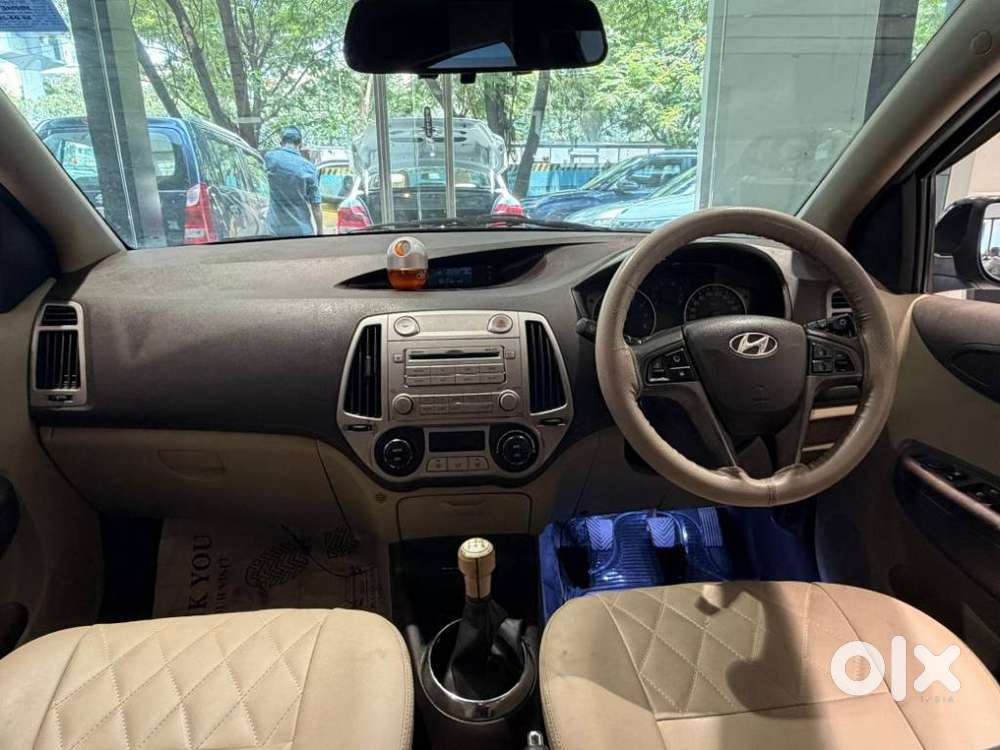 Hyundai I20 2010-2012 1.2 Sportz, 2011, Petrol