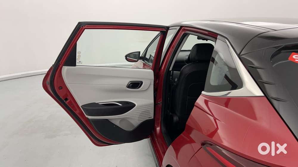 Hyundai New I20 1.2 Asta (o) Ivt, 2023, Petrol