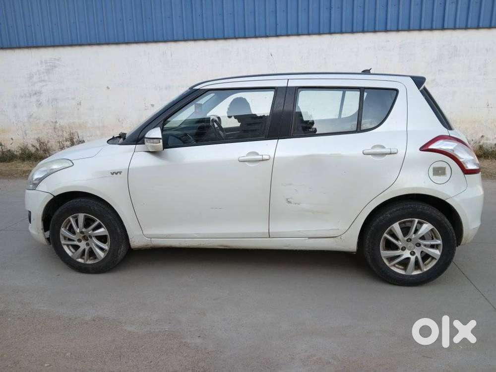 Maruti Suzuki Swift Zxi, 2012, Petrol