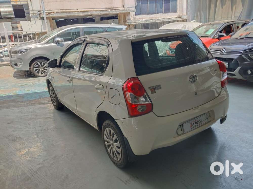 Toyota Etios Liva, 2015, Petrol
