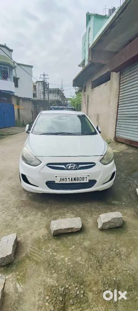 Hyundai Verna Sx 2011