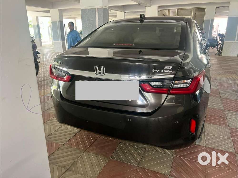 Honda City Zx 2022 Petrol Well Maintained