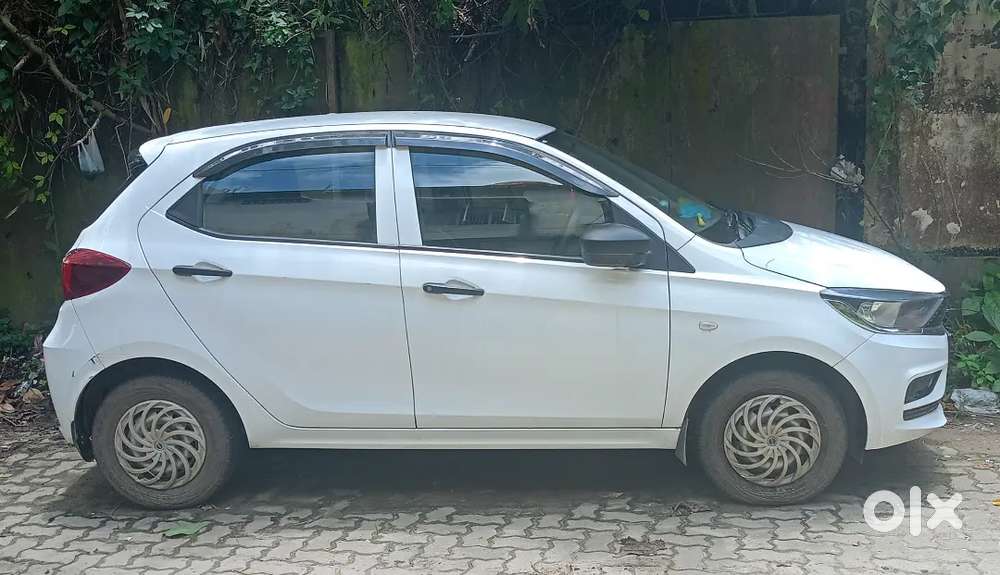 Tata Tiago 1.2 Revotron 2025