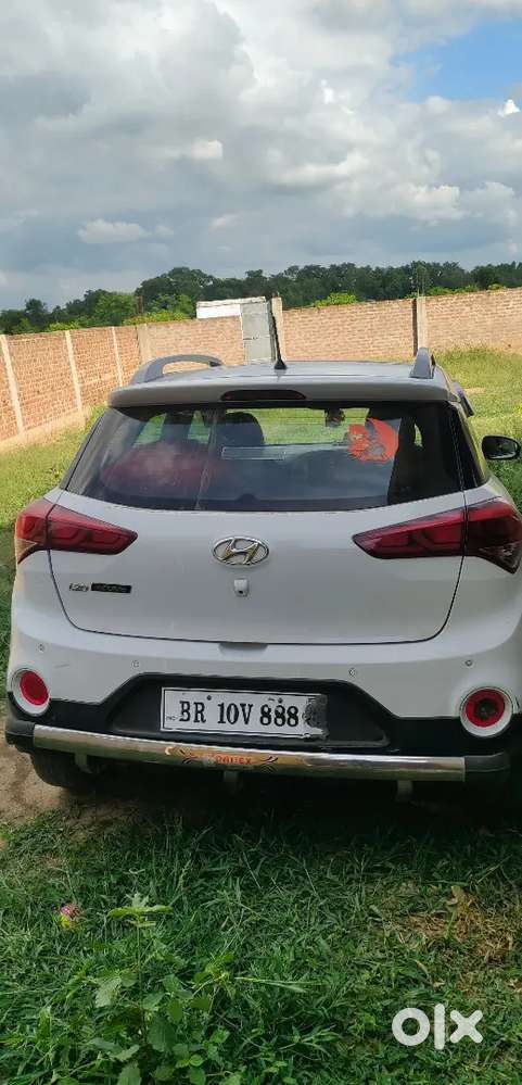 Hyundai I20 Active 2017 Petrol Well Maintained