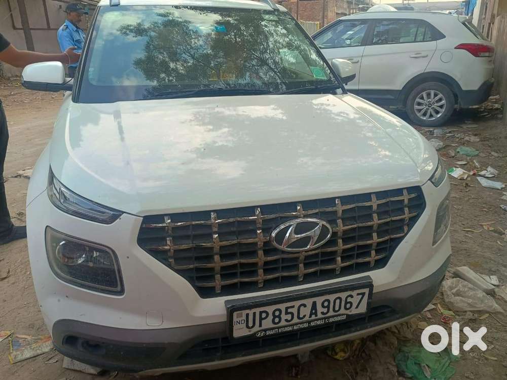Hyundai Venue 2022 Diesel Well Maintained