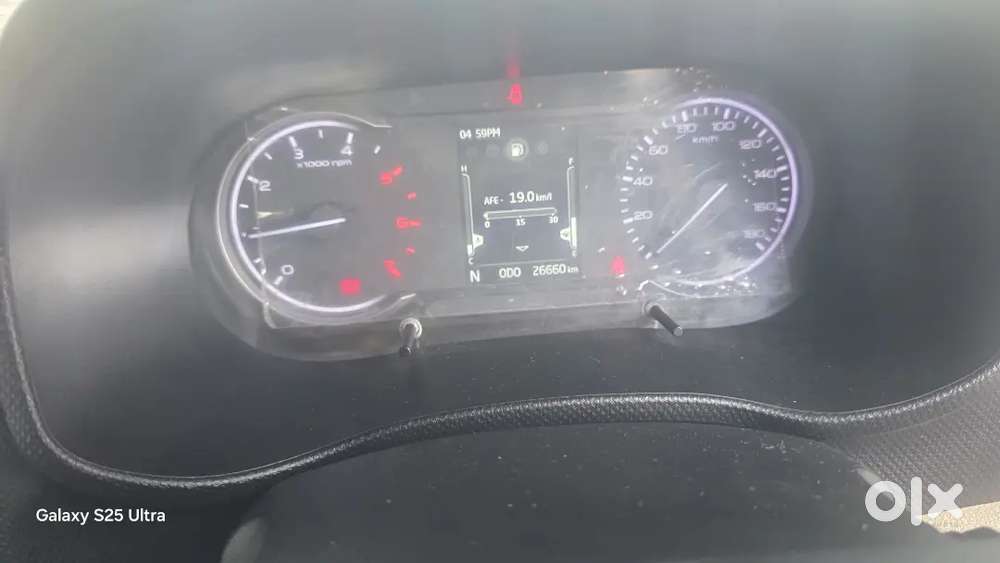 Bolero N8 Black Colour First Owner Perfect Condition