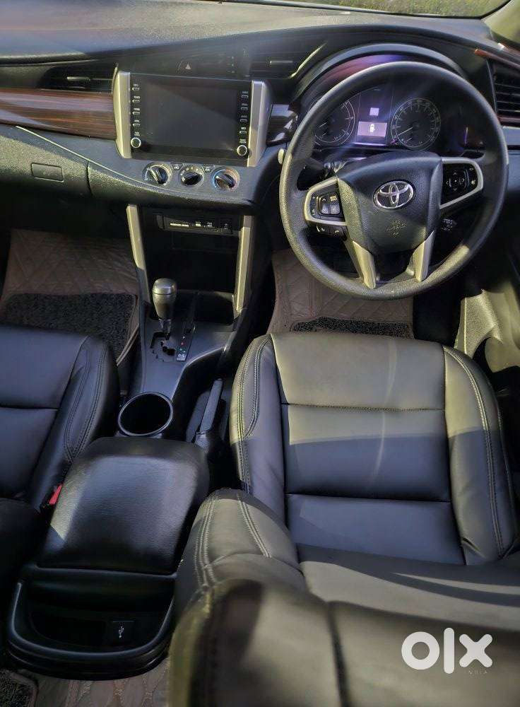 Toyota Innova Crysta