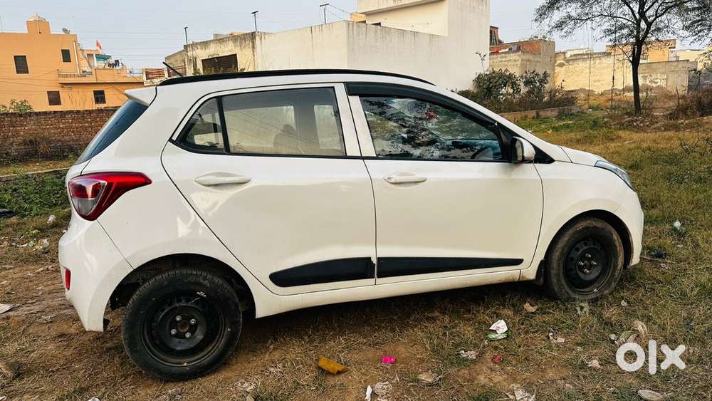 2016 Hyundai Petrol Manual With 70000 Km