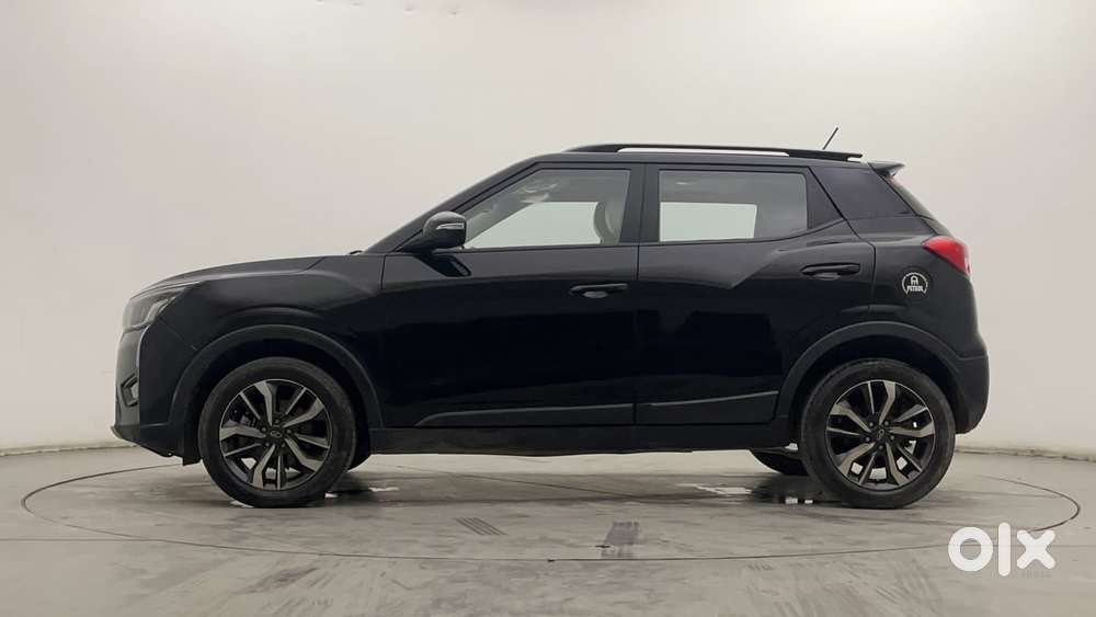 Mahindra Xuv300 W8 Option, 2022, Petrol