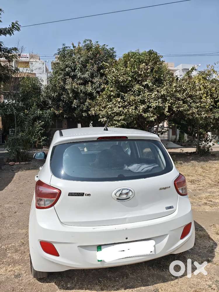 Hyundai Grand I10 2014 Petrol 114000 Km Driven