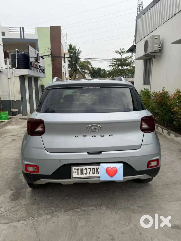 Hyundai Venue 2021 Petrol – Well Maintained  Single Owner.