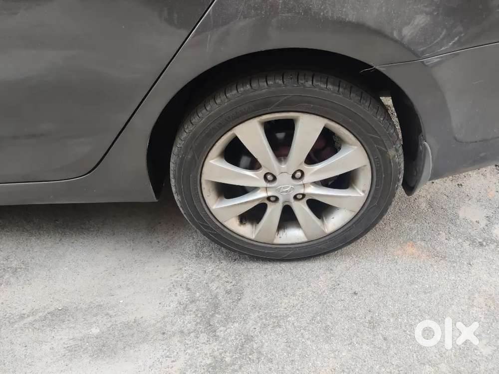 Hyundai Fluidic Verna 2011 Petrol Well Maintained