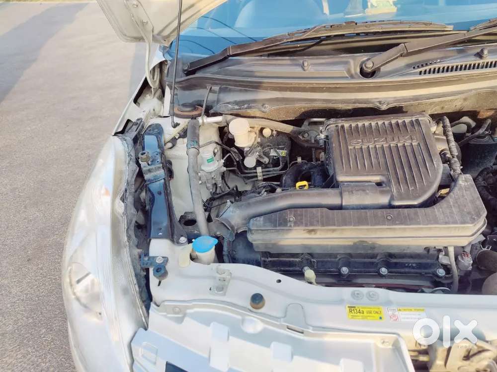 A Very Good Condition All Papers Complete Pollution Valid 4 Tyre New