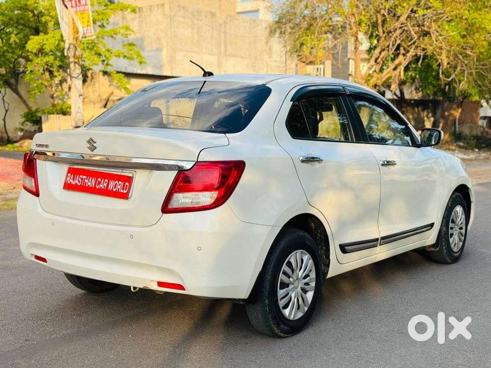 Maruti Suzuki Dzire, 2022, Petrol
