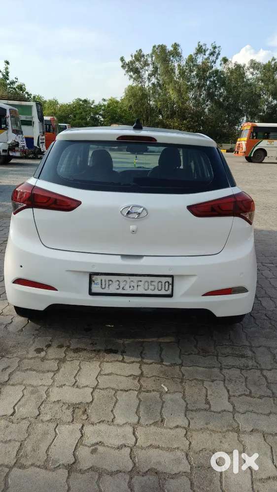 Hyundai I20 Spotz 2015