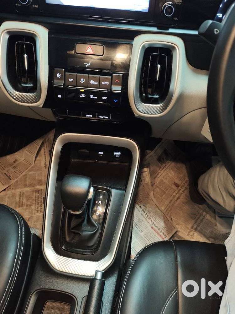 Kia Sonet Htx D, 2023, Petrol