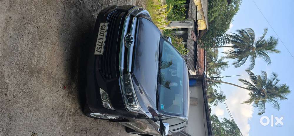 Toyota Innova Crysta 2.8 Z Top Model