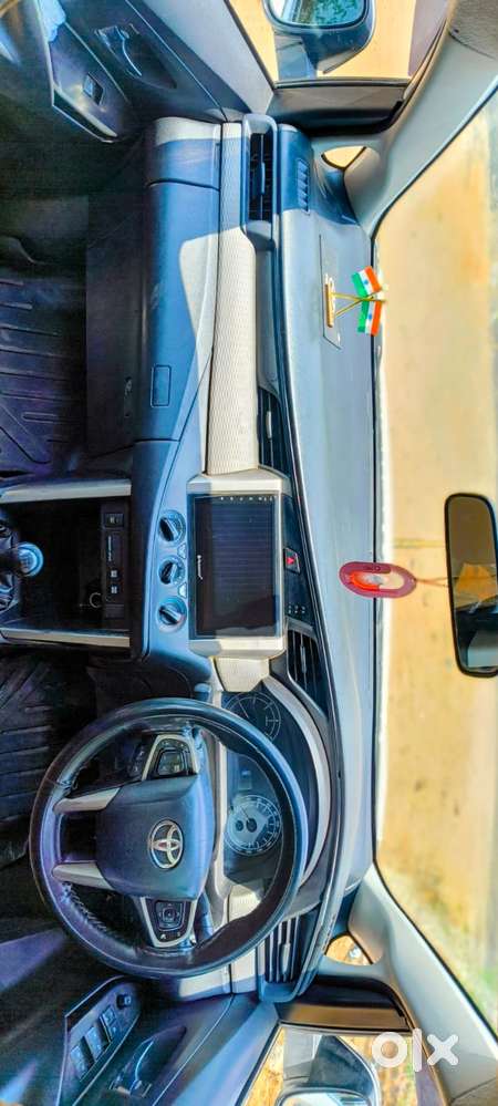 Toyota Innova Crysta 2.4 G Mt 8s, 2016, Diesel