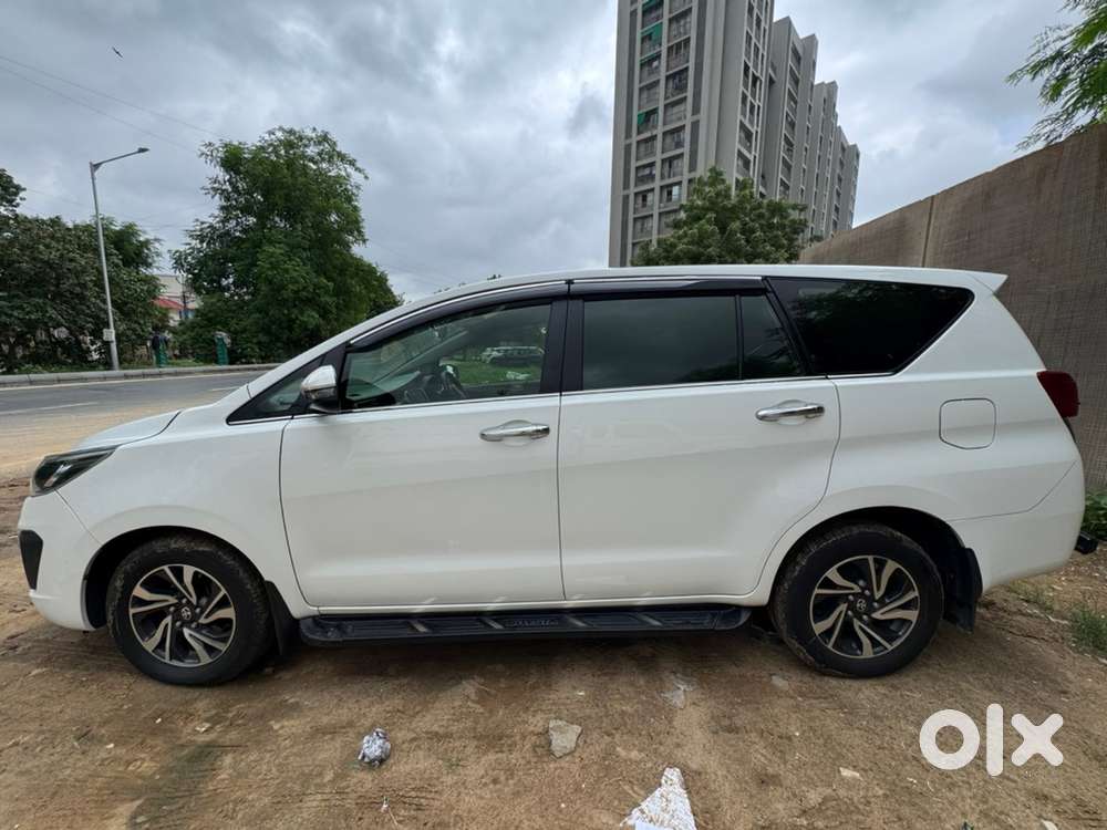 Toyota Innova Crysta 2021 Diesel Manual