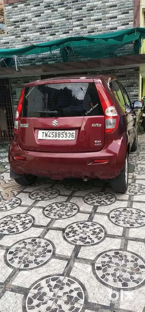 Maruti Suzuki Ritz Zxi 2012