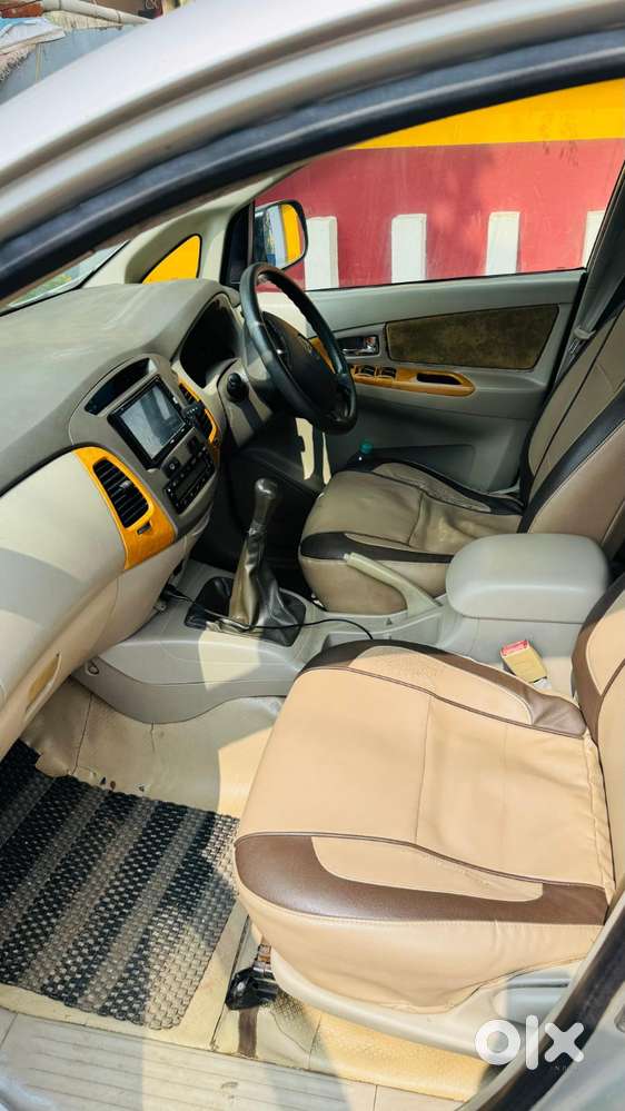 Toyota Innova 2009-2011 2.0 Gx 8 Str, 2010, Diesel