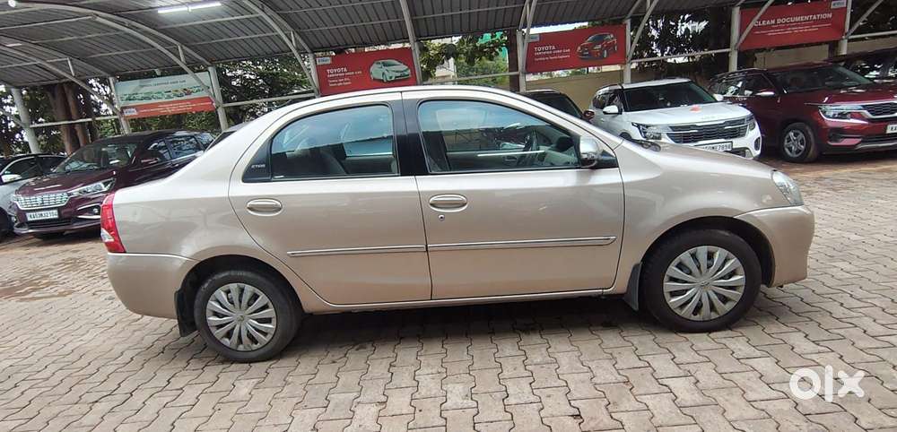 Toyota Etios, 2015, Petrol