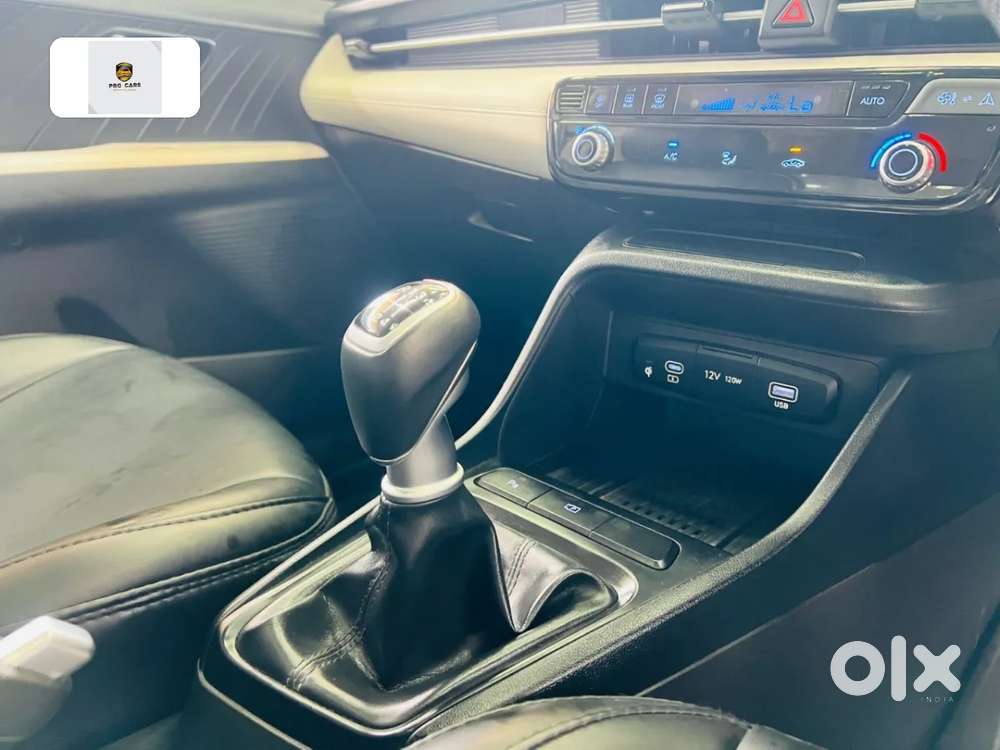 Hyundai Verna 1.5 Sx Petrol Mt, 2023, Petrol