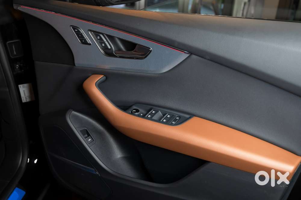 Audi Q8 3.0 55 Tfsi Quattro, 2023, Petrol