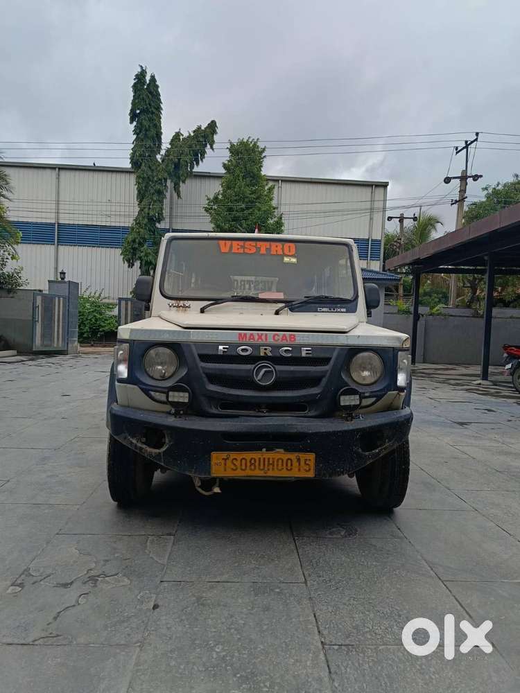 Force Motors Trax Toofamfm2