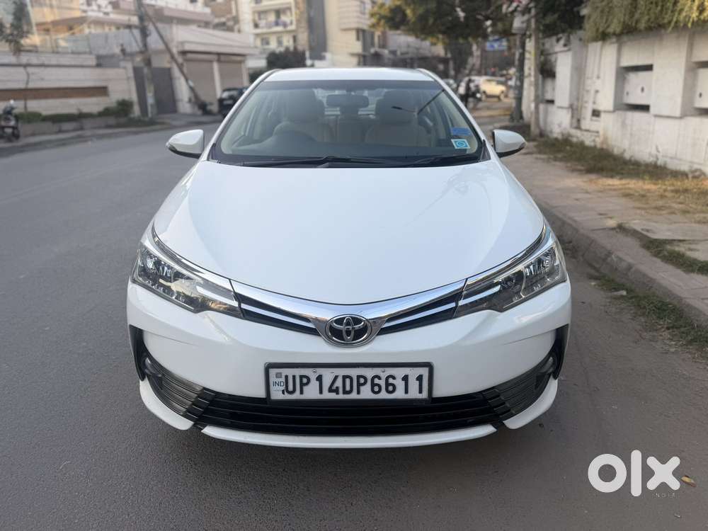 Toyota Corolla Altis Facelift, 2018, Petrol
