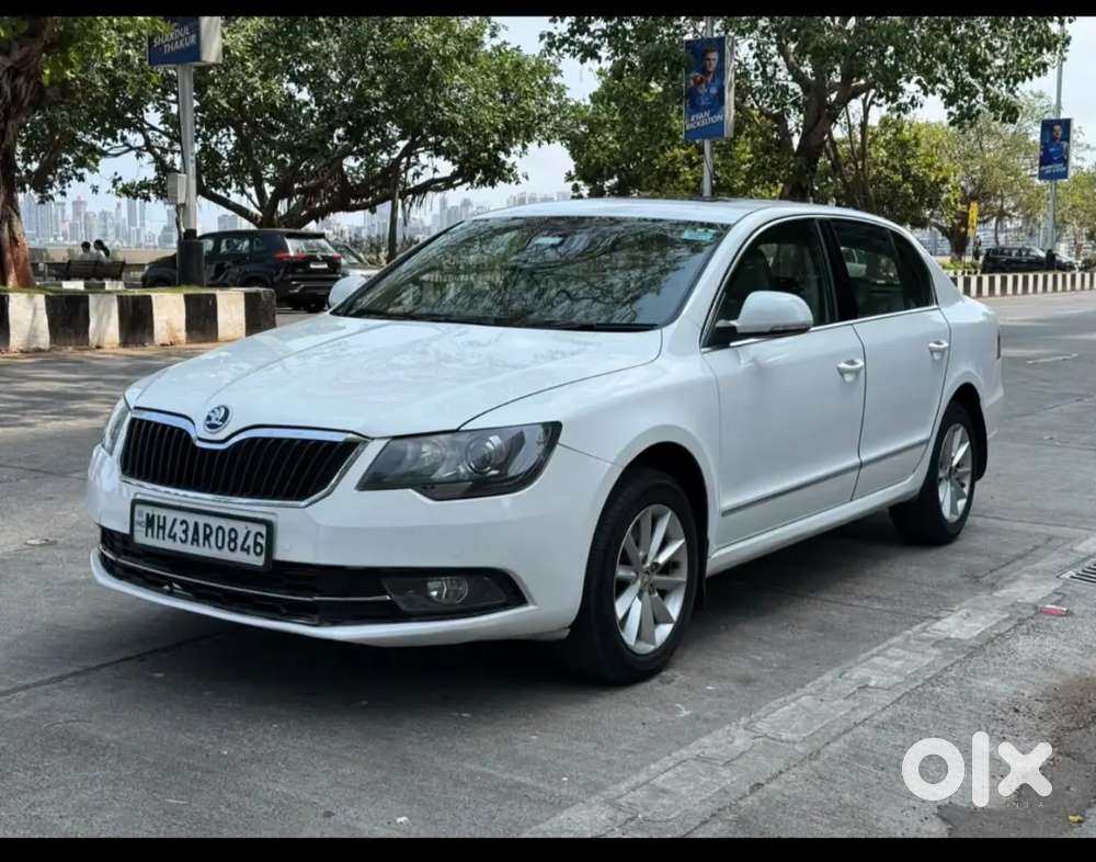 Skoda Superb Elegance 2014 Variant