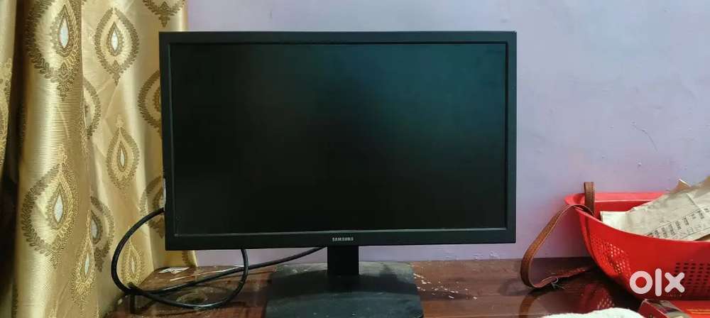 Samsung 18 inch
