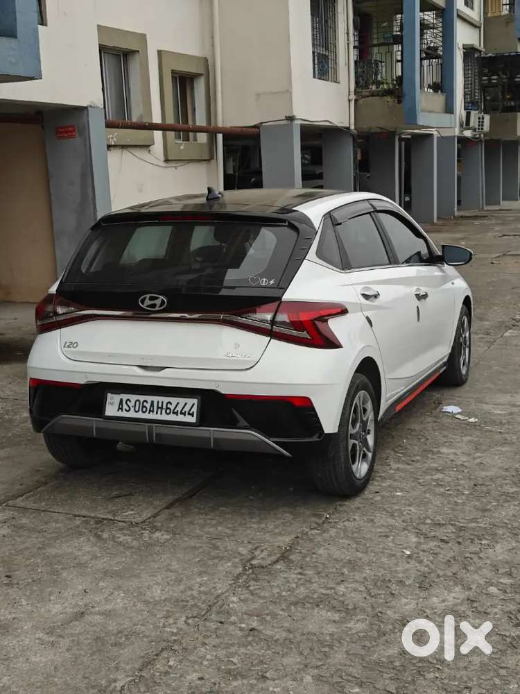 Hyundai New I20 2023 Petrol 33000 Km Driven