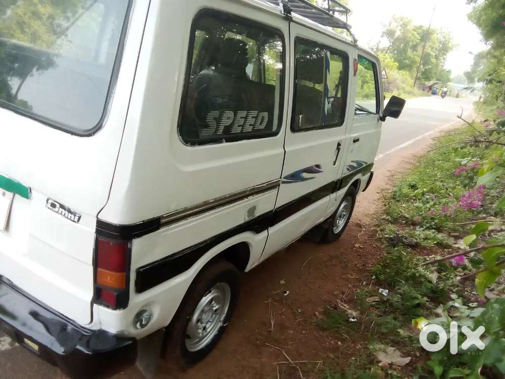 Maruti Suzuki Omni 2004 Lpg Well Maintained
