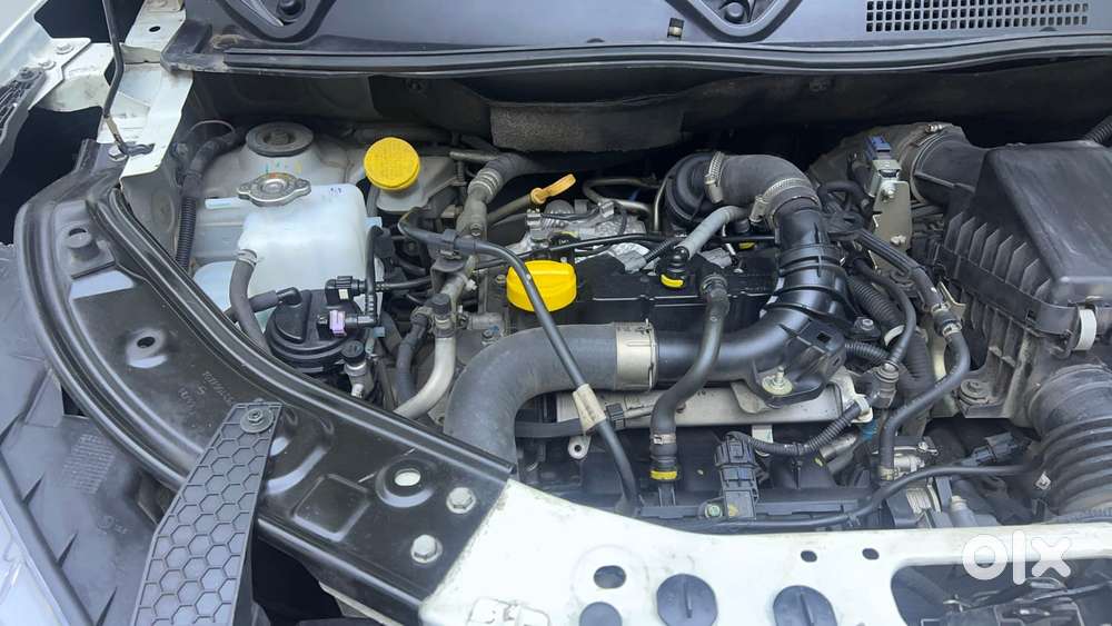Nissan Magnite 1.0 Xv Premium Turbo Cvt, 2021, Petrol