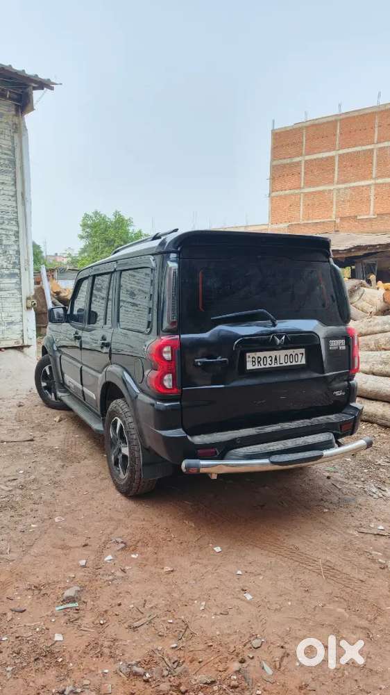 Mahindra Scorpio Classic 2023 Diesel 47000 Km Driven