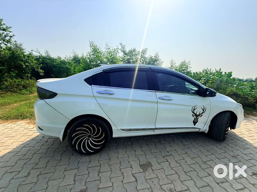 Honda City Hybrid 2017