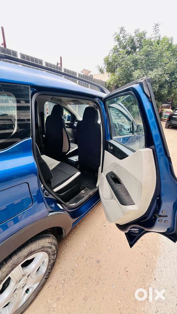 Renault Triber 2019 Car