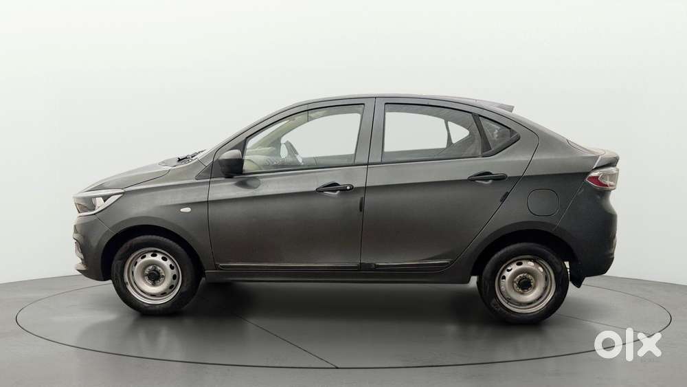 Tata Tigor Xm, 2025, Petrol