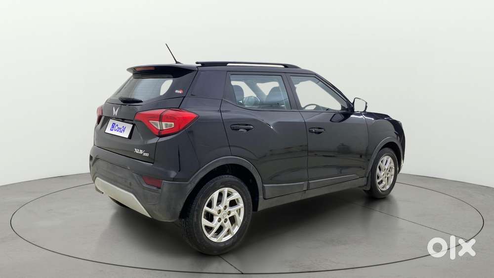 Mahindra Xuv300 W8 Diesel, 2023, Diesel
