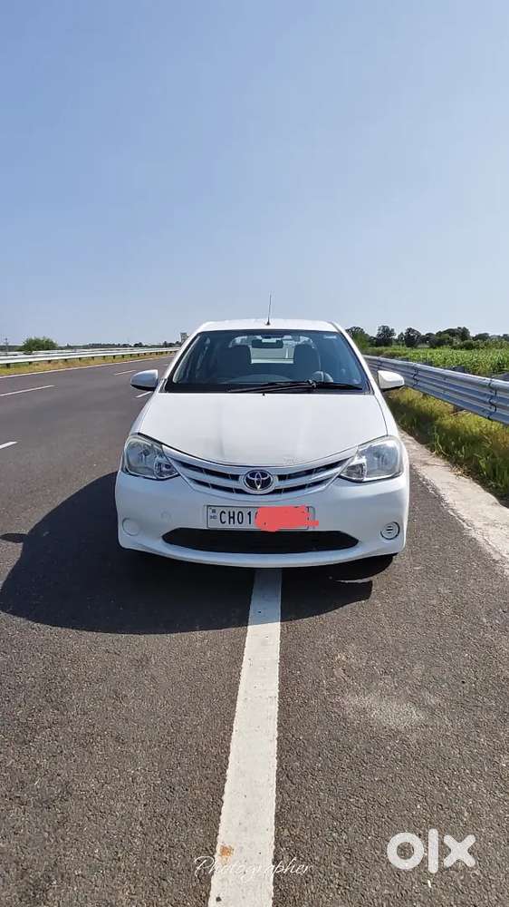 Toyota Etios Liva 2014 2nd Owner A Chandigarh Number