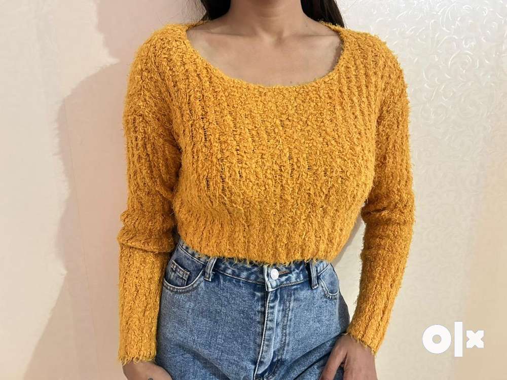 Mustard hotsell crop sweater