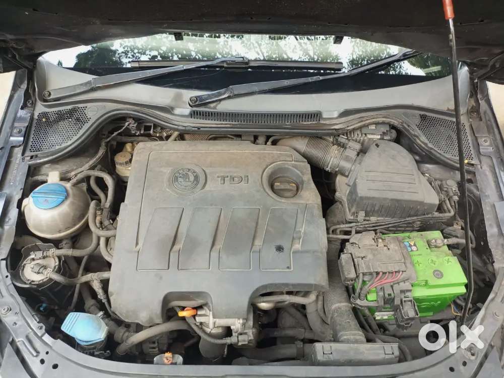 Skoda Rapid Tsi Active 2013