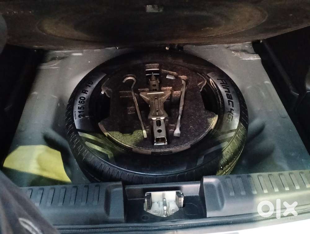 Maruti Suzuki Brezza 1.5 Zxi Plus Smart Hybrid, 2022, Petrol