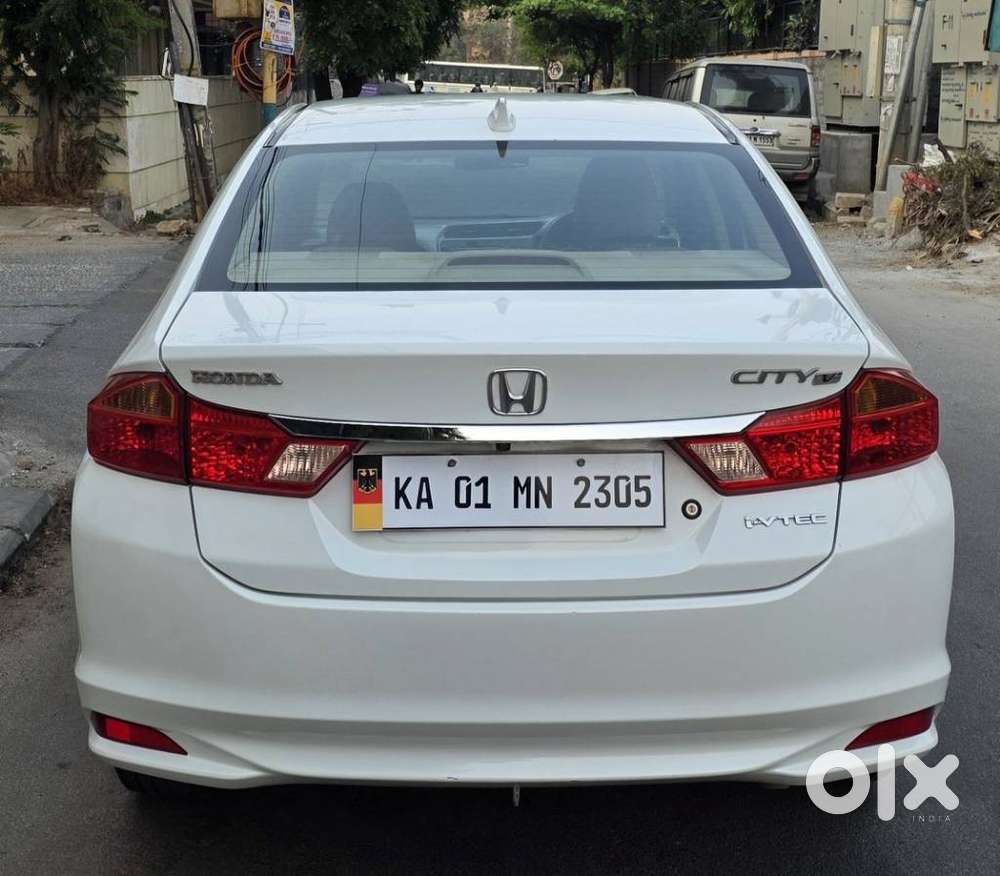 Honda City I-vtec V, 2016, Petrol